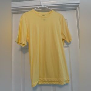 Yellow T. Never worn. Super soft.